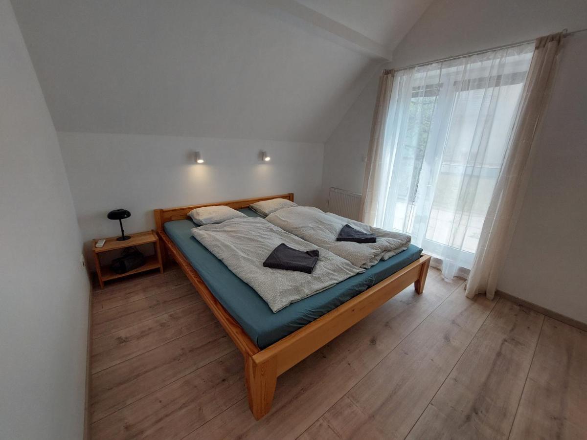 Utulny Apartman V Bratislava 4 ภายนอก รูปภาพ