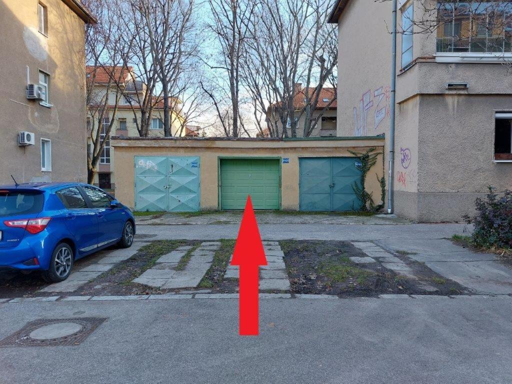 Utulny Apartman V Bratislava 4 ภายนอก รูปภาพ